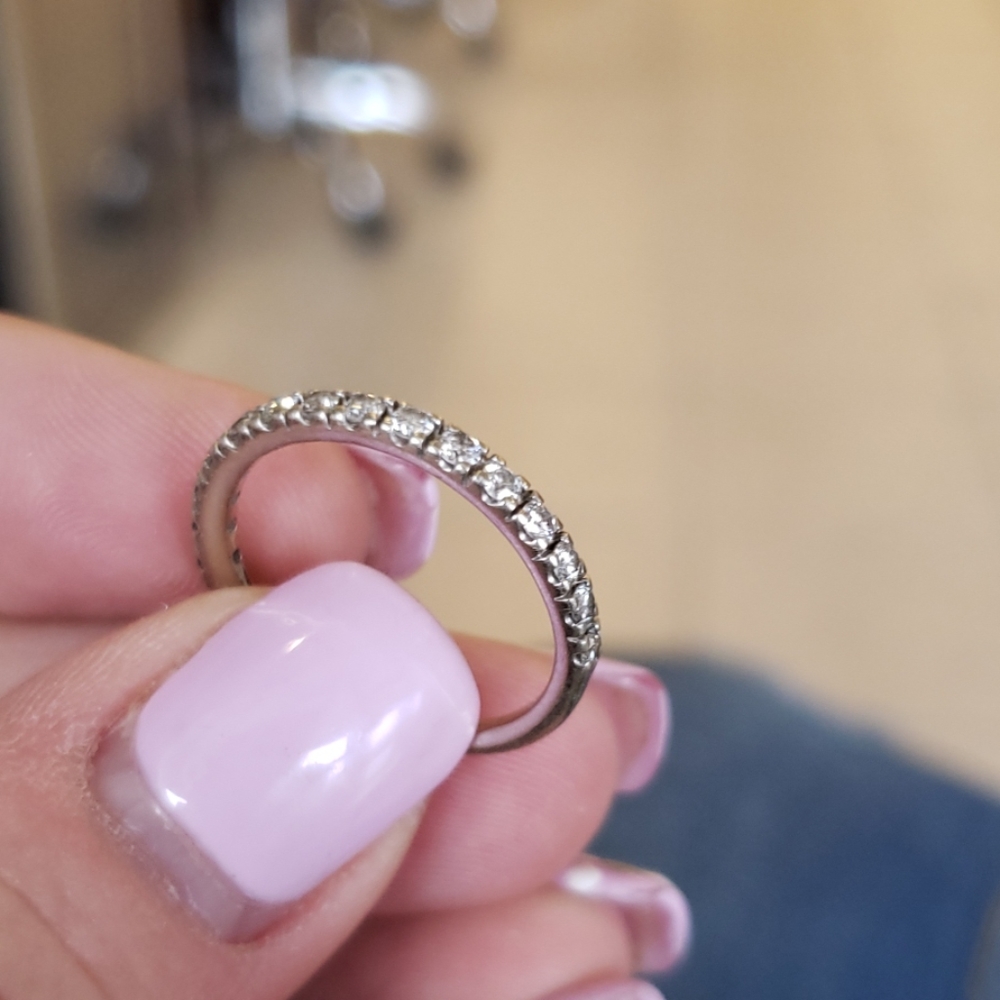 14k Diamond thumb ring - Picture 2 of 6